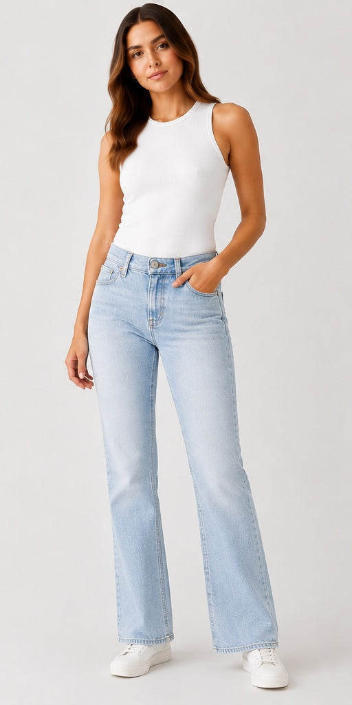 Levi's Superlow Bootcut Women's Jeans Pale Blue Size 29 – model wearing