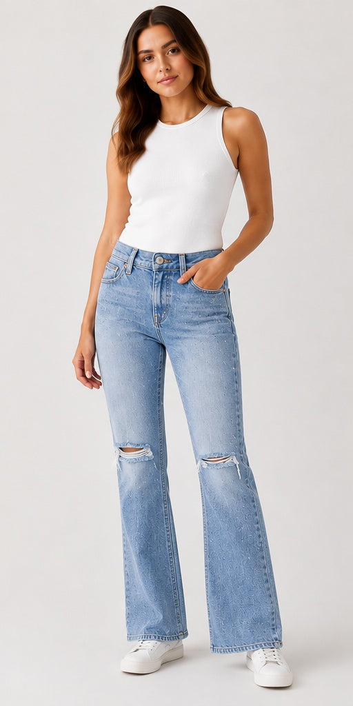 Levi's Wedgie Bootcut Women's Jeans Light Blue Ripped Size 29 – model wearing